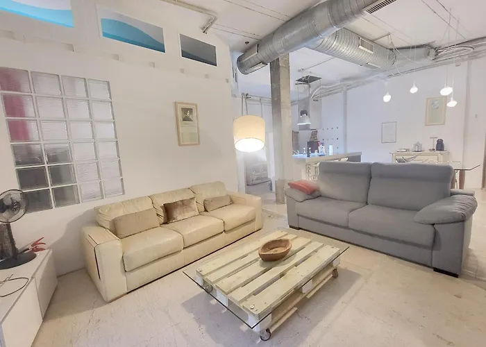 Appartamento Loft Soho, Free Garage, Downtown *
